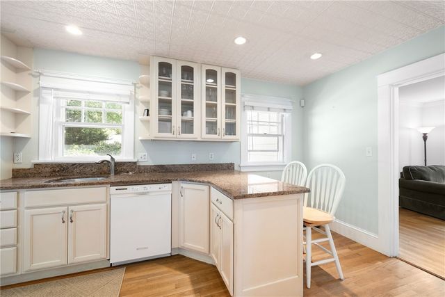 36 Kay Boulevard, Newport, RI 02840