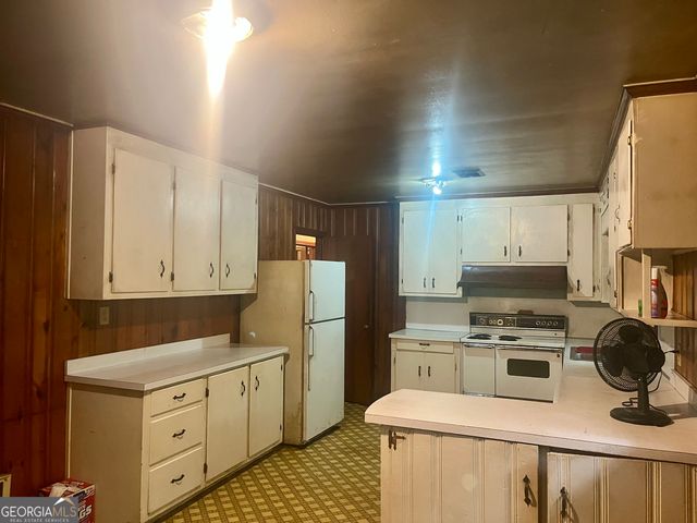 139 Pineview Road, Jackson, GA 30233
