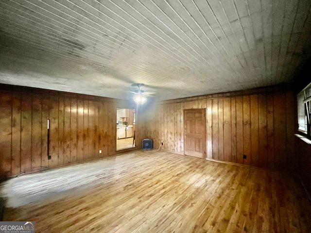 139 Pineview Road, Jackson, GA 30233
