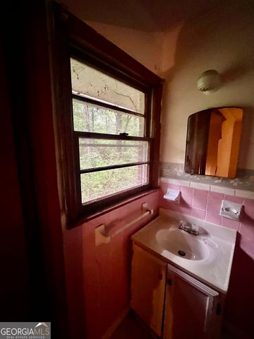 139 Pineview Road, Jackson, GA 30233