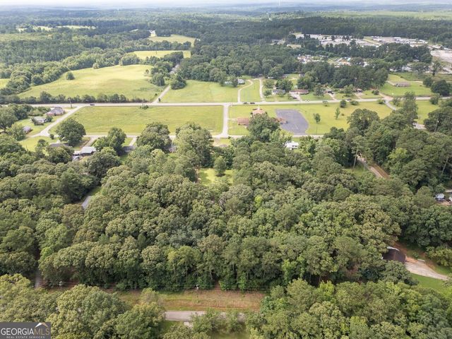 139 Pineview Road, Jackson, GA 30233