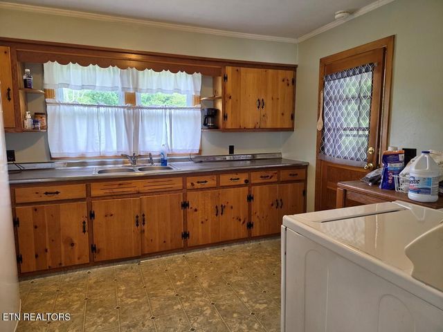 132 S Turner Drive, Sparta, TN 38583