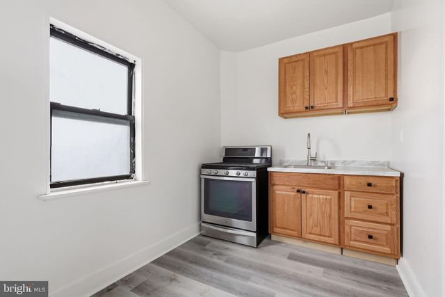 270 S 52ND ST, Philadelphia, PA 19139