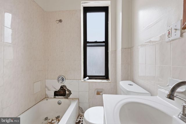 270 S 52ND ST, Philadelphia, PA 19139