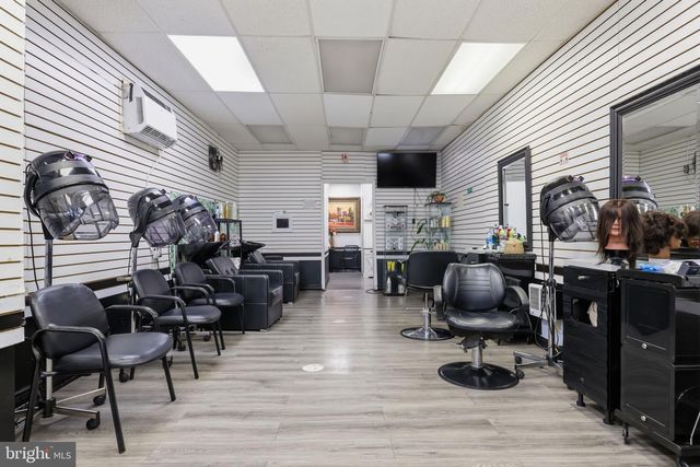 270 S 52ND ST, Philadelphia, PA 19139