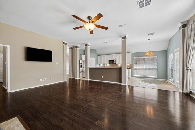 3118 Valley Court, Manvel, TX 77578