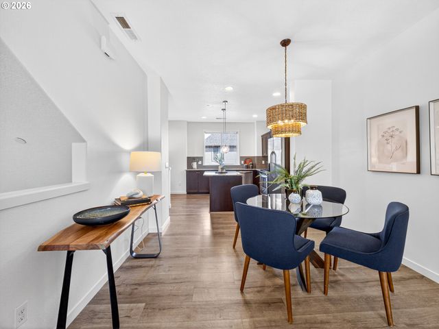 29148 Sw COSTA Cir E, Wilsonville, OR 97070