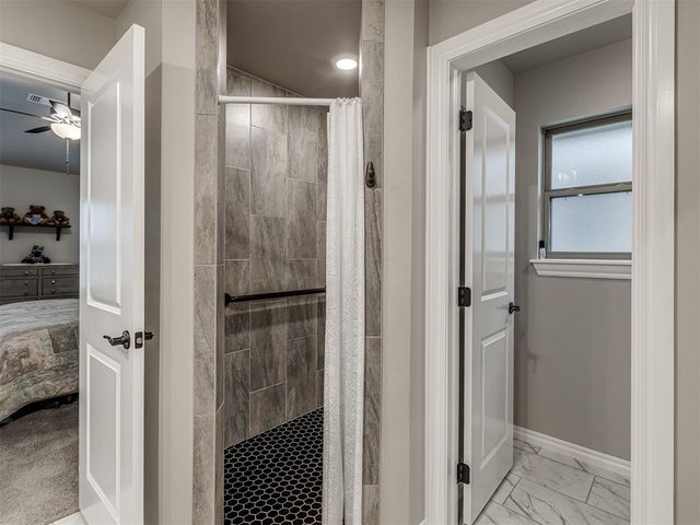9317 NW 90th Street, Yukon, OK 73099