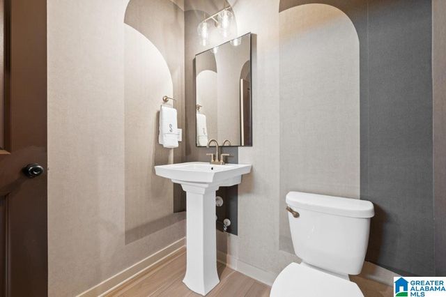 4570 LYNTON DRIVE, Hoover, AL 35244