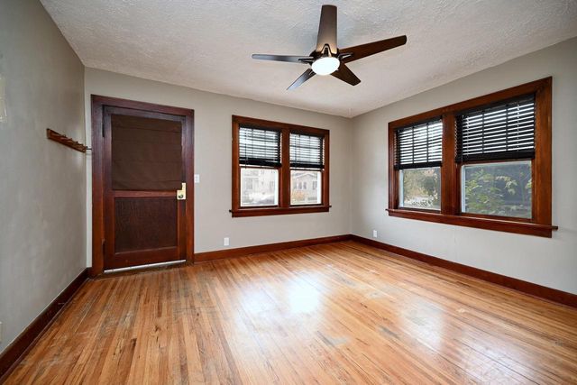 409 Sioux STREET, Winona, MN 55987