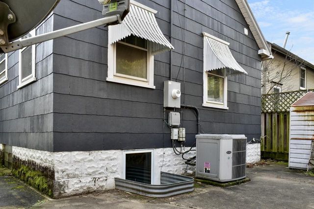 409 Sioux STREET, Winona, MN 55987