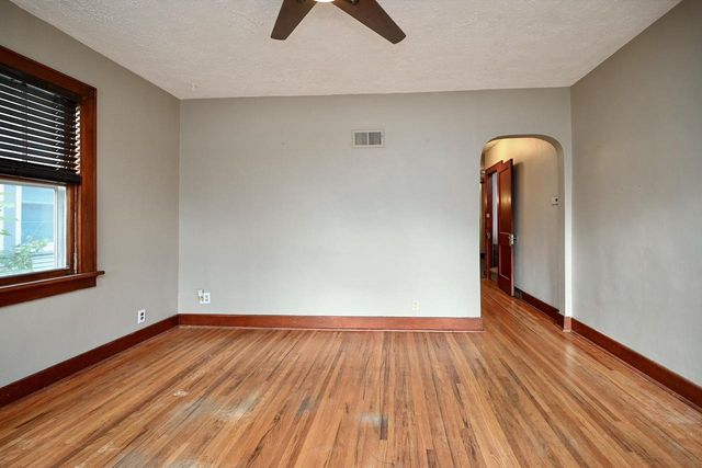 409 Sioux STREET, Winona, MN 55987