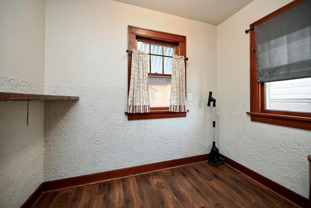 409 Sioux STREET, Winona, MN 55987