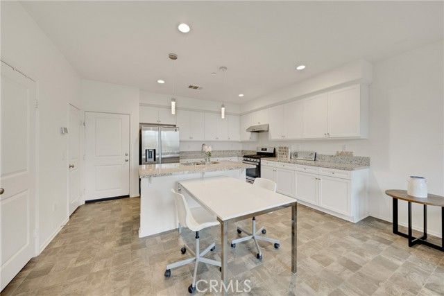 1018 Shiba Court, Upland, CA 91786