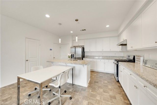1018 Shiba Court, Upland, CA 91786