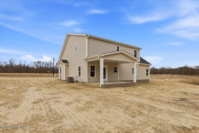 408 Creeks Edge Drive, Pikeville, NC 27863