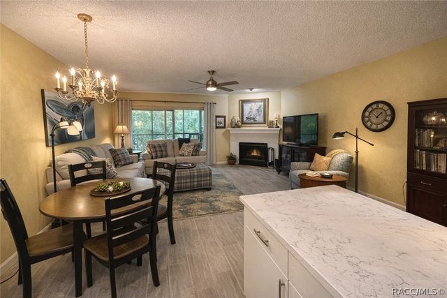 5115 S Gray Pelican Way, Homosassa, FL 34448