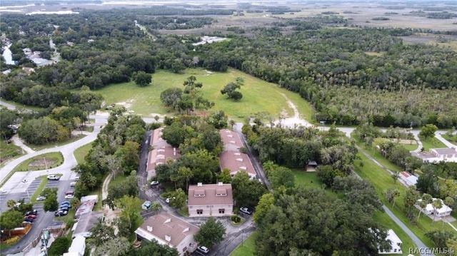 5115 S Gray Pelican Way, Homosassa, FL 34448