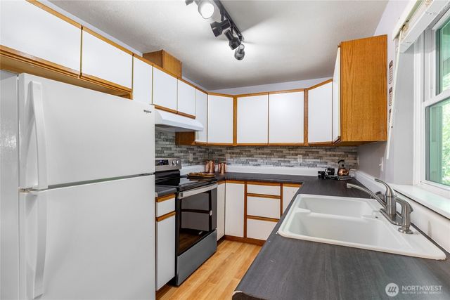 504 SW Marion Dr, Port Orchard, WA 98367