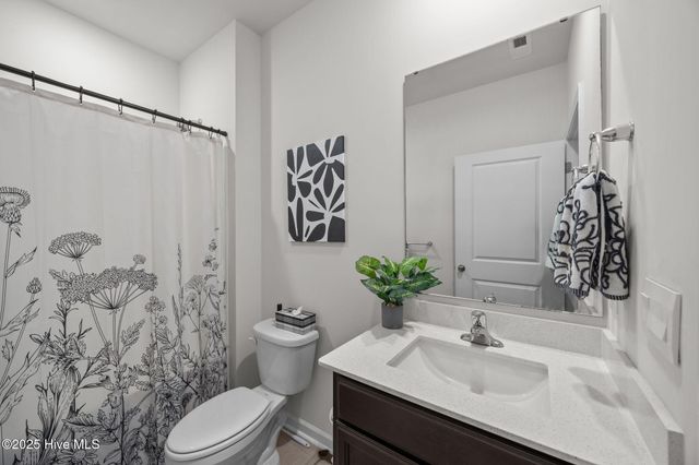 4449 Marthas Village Lane, Ayden, NC 28513