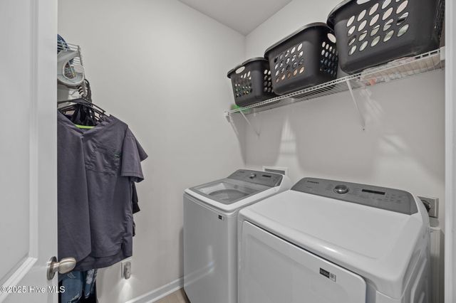 4449 Marthas Village Lane, Ayden, NC 28513