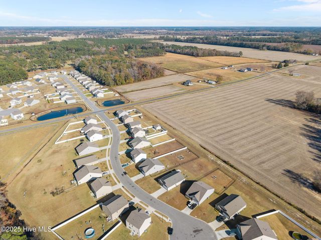 4449 Marthas Village Lane, Ayden, NC 28513