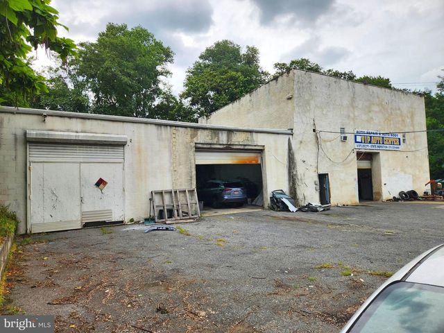 601 W FISHER AVE, Philadelphia, PA 19120