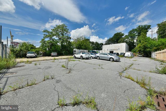 601 W FISHER AVE, Philadelphia, PA 19120