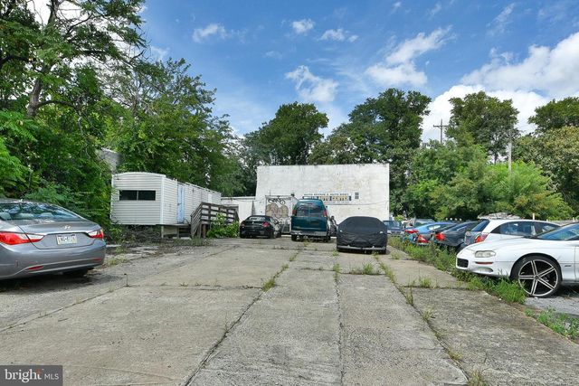 601 W FISHER AVE, Philadelphia, PA 19120