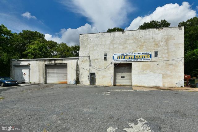 601 W FISHER AVE, Philadelphia, PA 19120