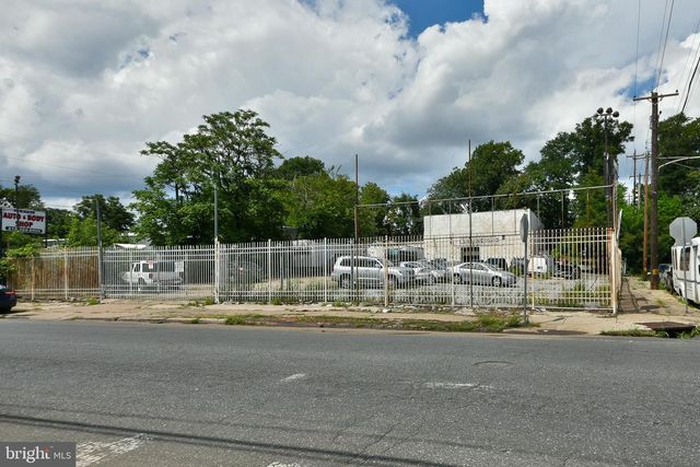 601 W FISHER AVE, Philadelphia, PA 19120