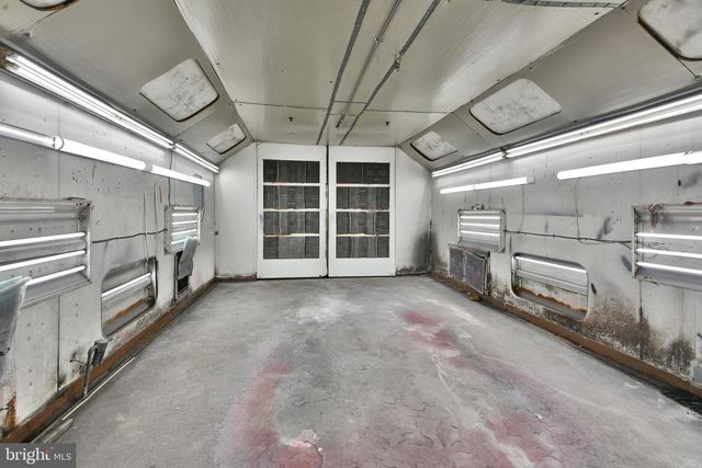 601 W FISHER AVE, Philadelphia, PA 19120