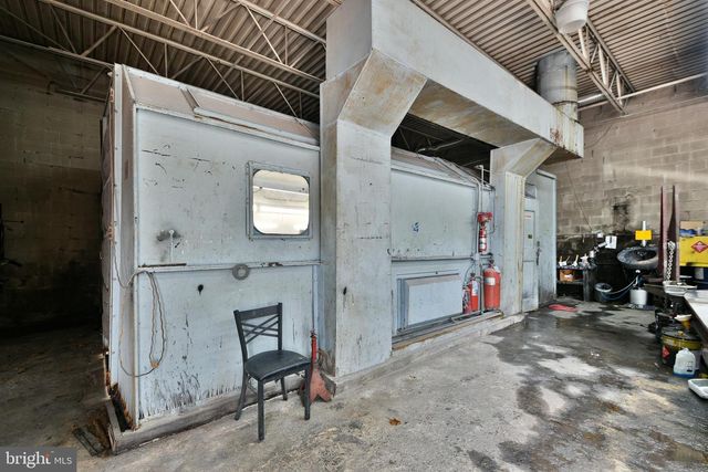 601 W FISHER AVE, Philadelphia, PA 19120