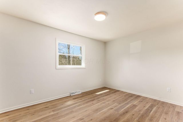 1197 S Watkins Road, Alexandria, OH 43001