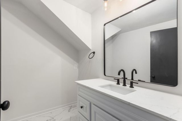 1197 S Watkins Road, Alexandria, OH 43001