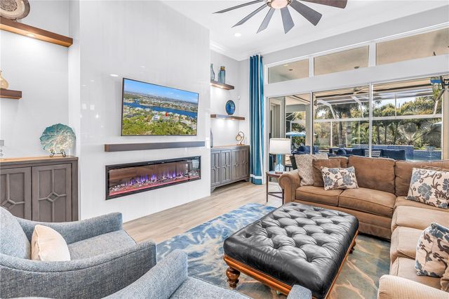 732 MANNS HARBOR DRIVE, Apollo Beach, FL 33572