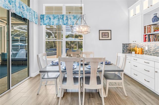 732 MANNS HARBOR DRIVE, Apollo Beach, FL 33572