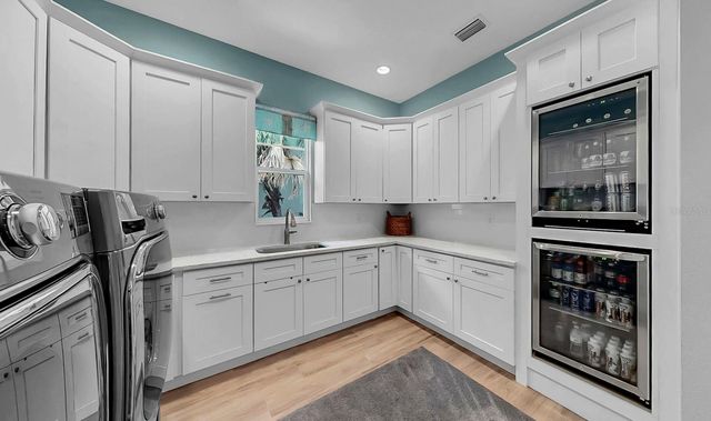 732 MANNS HARBOR DRIVE, Apollo Beach, FL 33572