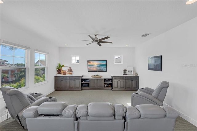 732 MANNS HARBOR DRIVE, Apollo Beach, FL 33572