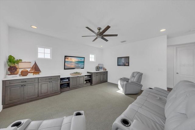 732 MANNS HARBOR DRIVE, Apollo Beach, FL 33572