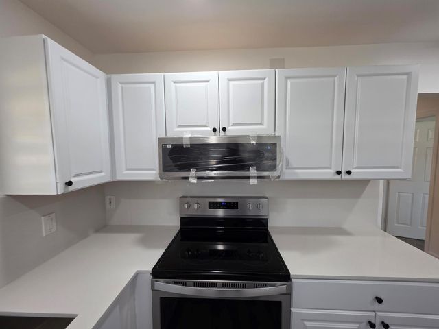 718 Whippoorwill Lane, Delray Beach, FL 33445