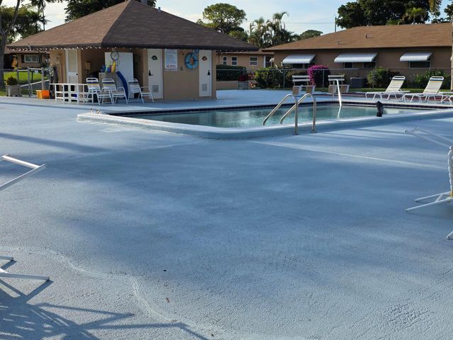 718 Whippoorwill Lane, Delray Beach, FL 33445