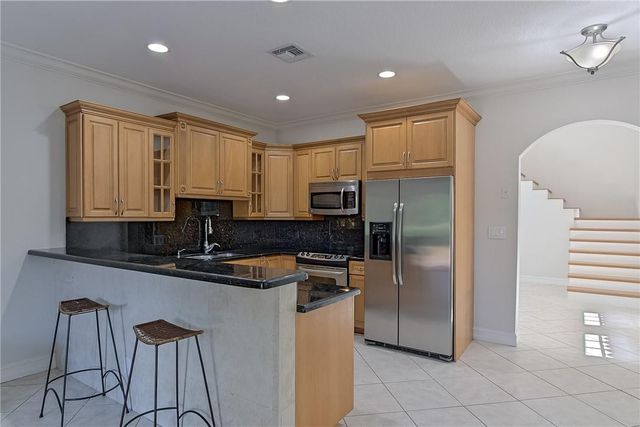 19 SE 19 Avenue, Pompano Beach, FL 33060