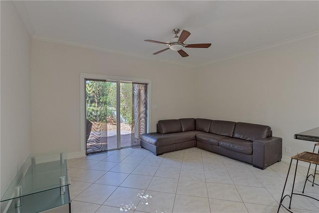 19 SE 19 Avenue, Pompano Beach, FL 33060