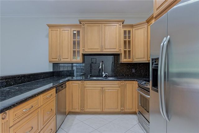 19 SE 19 Avenue, Pompano Beach, FL 33060