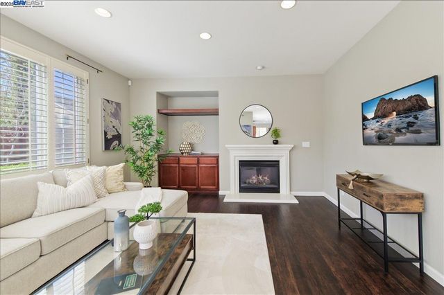 5636 N Dublin Ranch Dr, Dublin, CA 94568