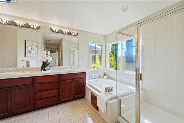 5636 N Dublin Ranch Dr, Dublin, CA 94568