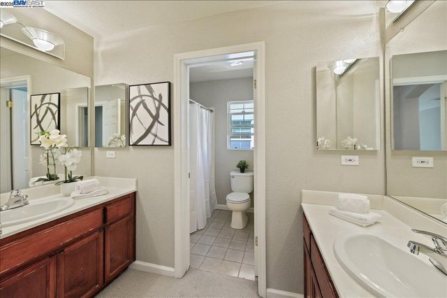 5636 N Dublin Ranch Dr, Dublin, CA 94568