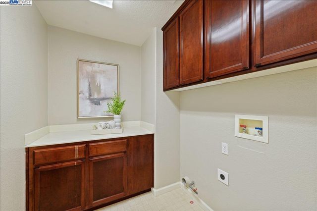 5636 N Dublin Ranch Dr, Dublin, CA 94568