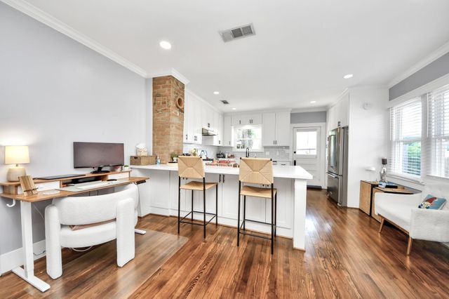 916 W Cottage Street, Houston, TX 77009